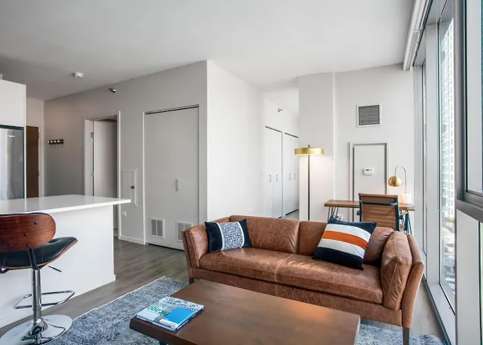 River N 2br W Gym Wd Bbq Pool Nr Mag Mile Chi-132 Chicago