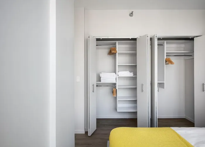 River N 2br W Gym Wd Bbq Pool Nr Mag Mile Chi-132 *