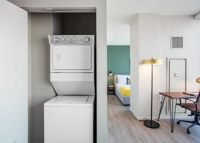 River N 2br W Gym Wd Bbq Pool Nr Mag Mile Chi-132 Apartment Chicago