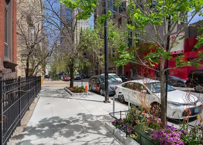 River N 2br W Gym Wd Bbq Pool Nr Mag Mile Chi-132 Apartment