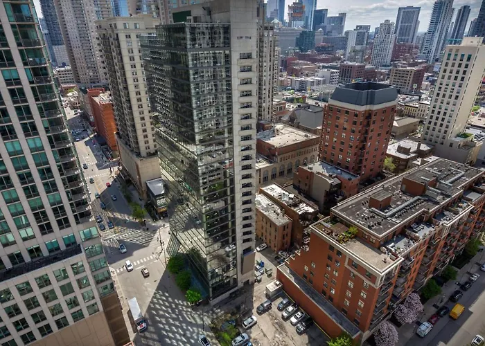 River N 2br W Gym Wd Bbq Pool Nr Mag Mile Chi-132