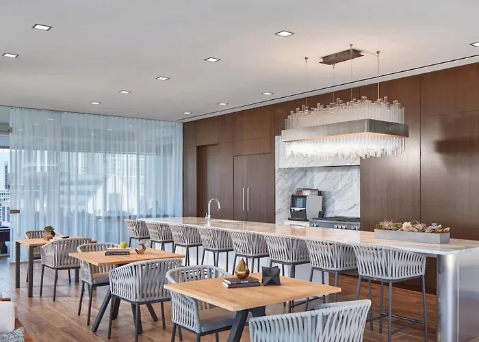 Apartment River N 2br W Gym Wd Bbq Pool Nr Mag Mile Chi-132 *